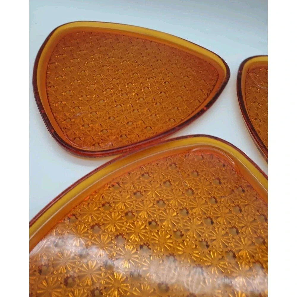 Set of 3 Vintage MCM Amber Glass Anchor Hocking Daisy and Button Snack Plates 9